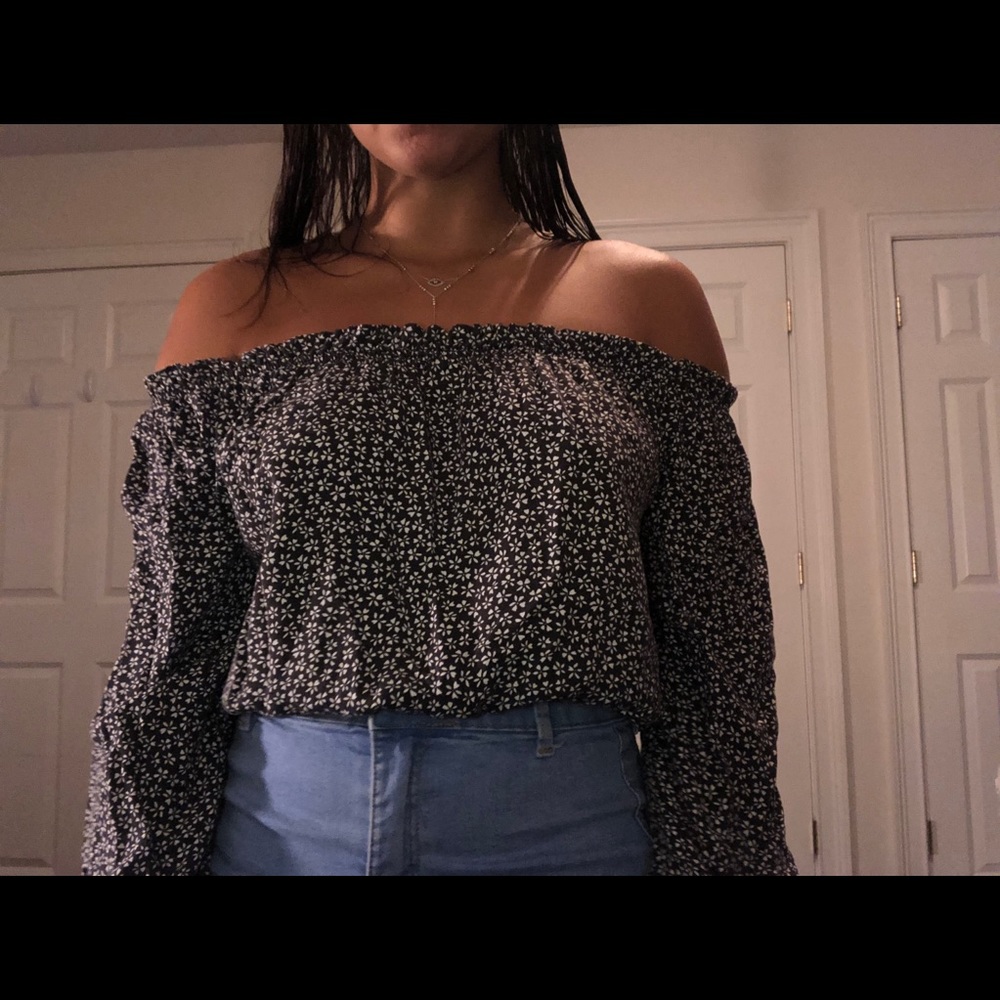 Brandy Melville off the shoulder floral top.